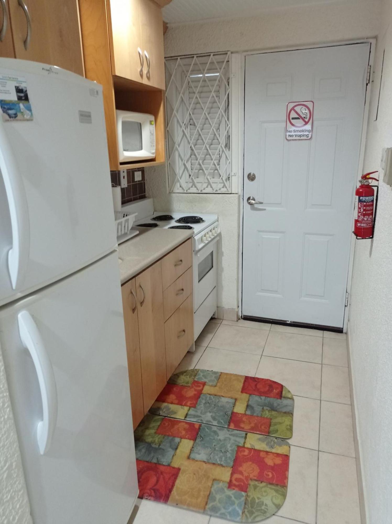 Appartamento 126 Friendship, Rockley Golf Club Bridgetown Esterno foto